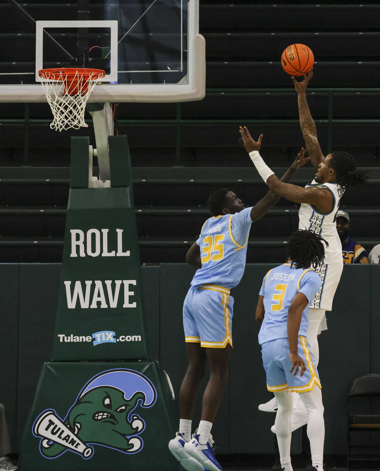 NO.southerntulane.121723.11.jpg